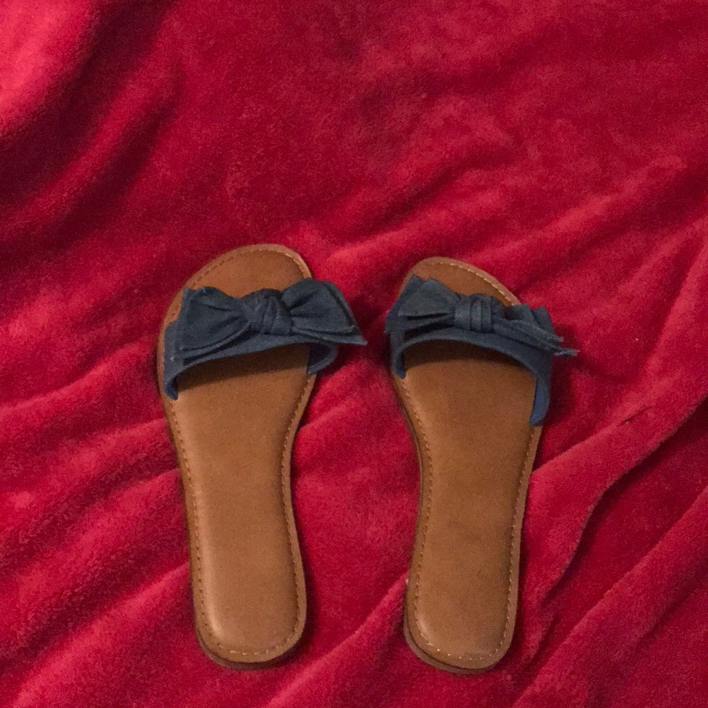 Cute sandals size 9